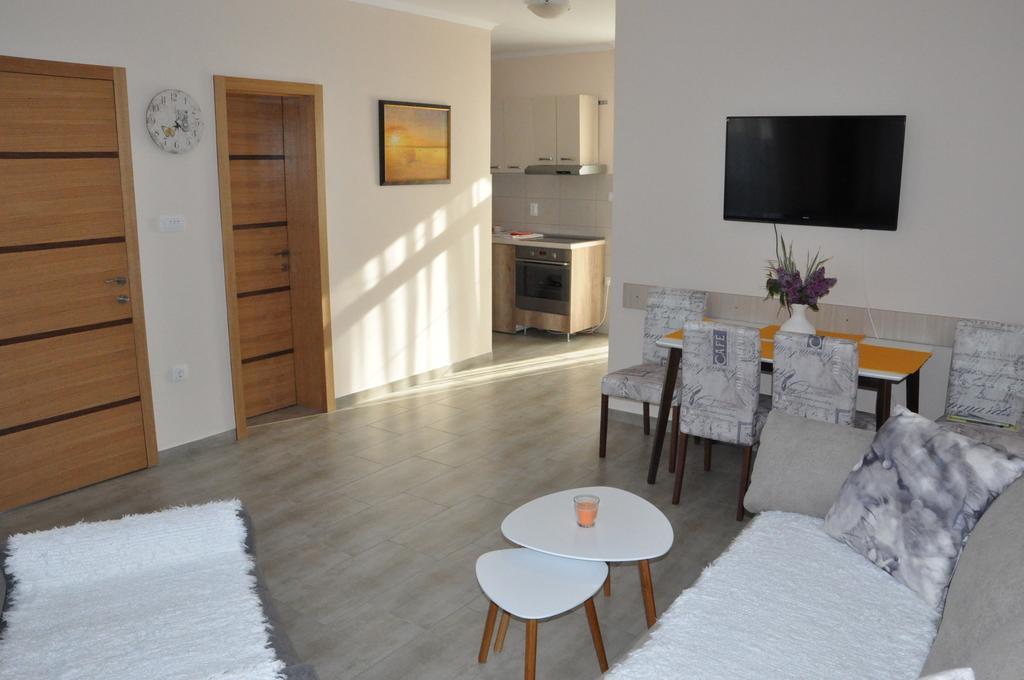 Aria Apartmani Vrdnik Exterior foto